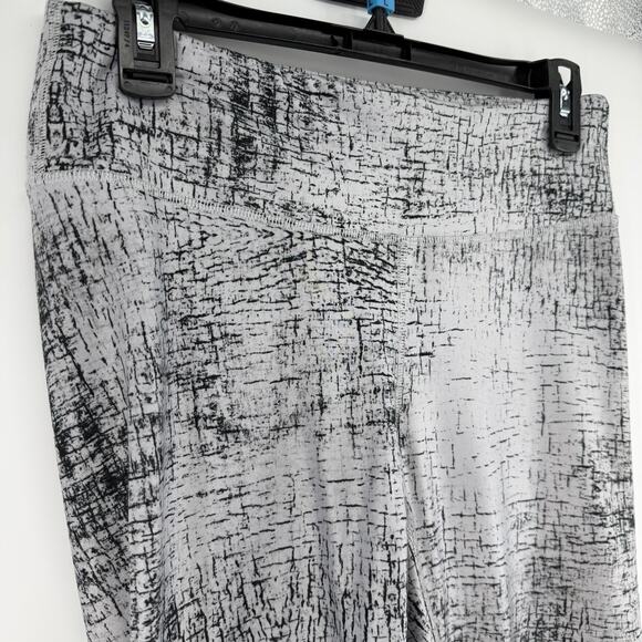 ALO Yoga Tech Lift Airbrush Full-Length Performance Leggings In Crackle Gray LG - Picture 5 of 8